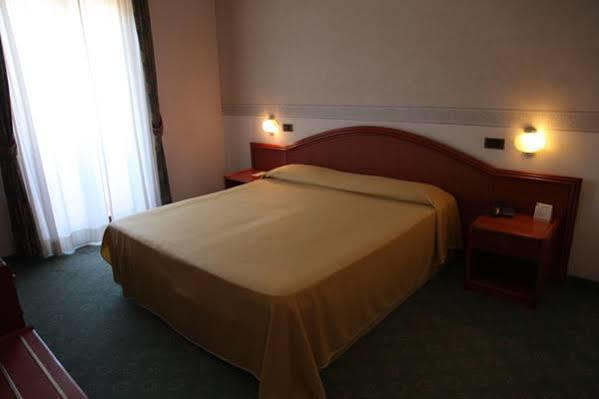 Blu Sun Apartment In Complesso Riva Del Sole Giovinazzo Luaran gambar
